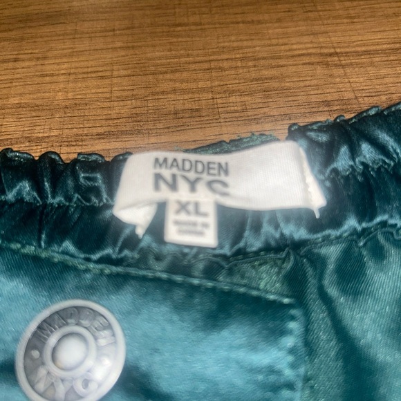 MADDEN NYC SATIN GREEN OUTFIT XL - Picture 7 of 9